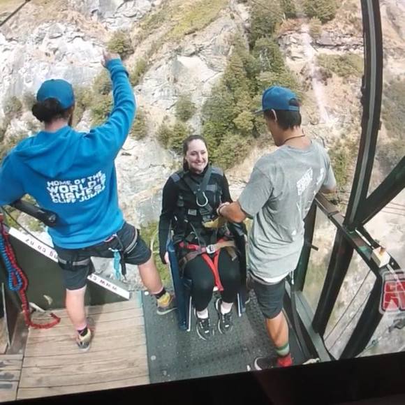 Meet your Posher, Kelly - Picture 1 of 1